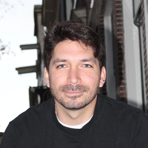 Diego, teacher at Extremos in Amsterdam